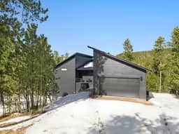 Monaco Place- 3bed 2.5bath