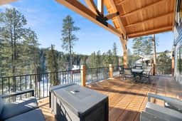 Valley Vista Retreat - New 5BR Cabin