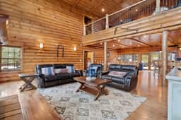 Largest Black Hills Lodge - Sleeps 30 - 13 Bedroom