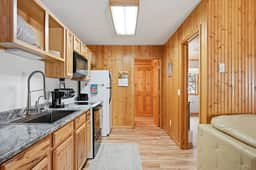 New! Legends Lane-2 Bed-4 Guests-Peaceful-Deadwood
