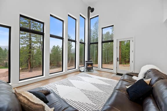 605 Hideaway-Unique Architecture, Amazing View
