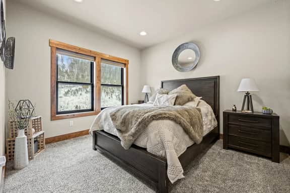 Lazy L Lodge