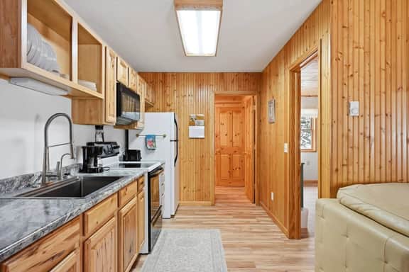 New! Legends Lane-2 Bed-4 Guests-Peaceful-Deadwood