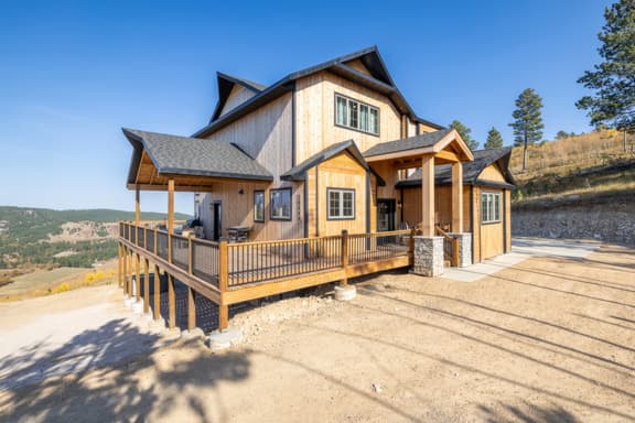 Luxury Mountain Retreat with Breathtaking Views | 5BR/5.5BA