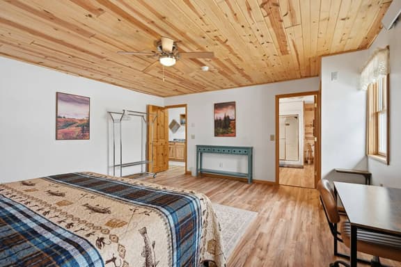 New! Legends Lane-2 Bed-4 Guests-Peaceful-Deadwood